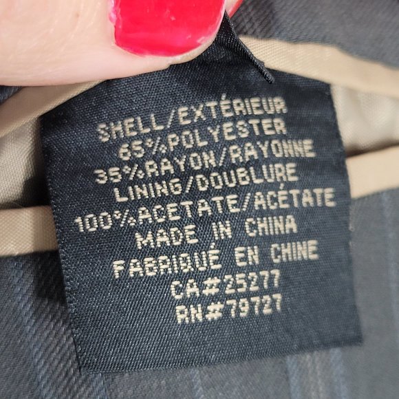 Styled in Italy Men's Gray Pinstriped  3-Button Front Pockets Suit Jacket Blazer - Picture 8 of 12